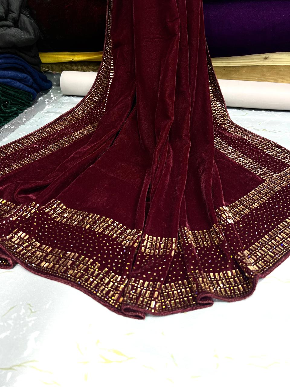 Superior Quality Micro Antique Stone Velvet Shawls With Plain 5 Yard Velvet Suit 3 Pcs