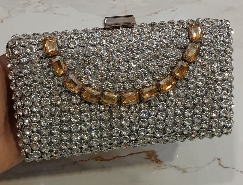 New Trending Kundan Clutches
