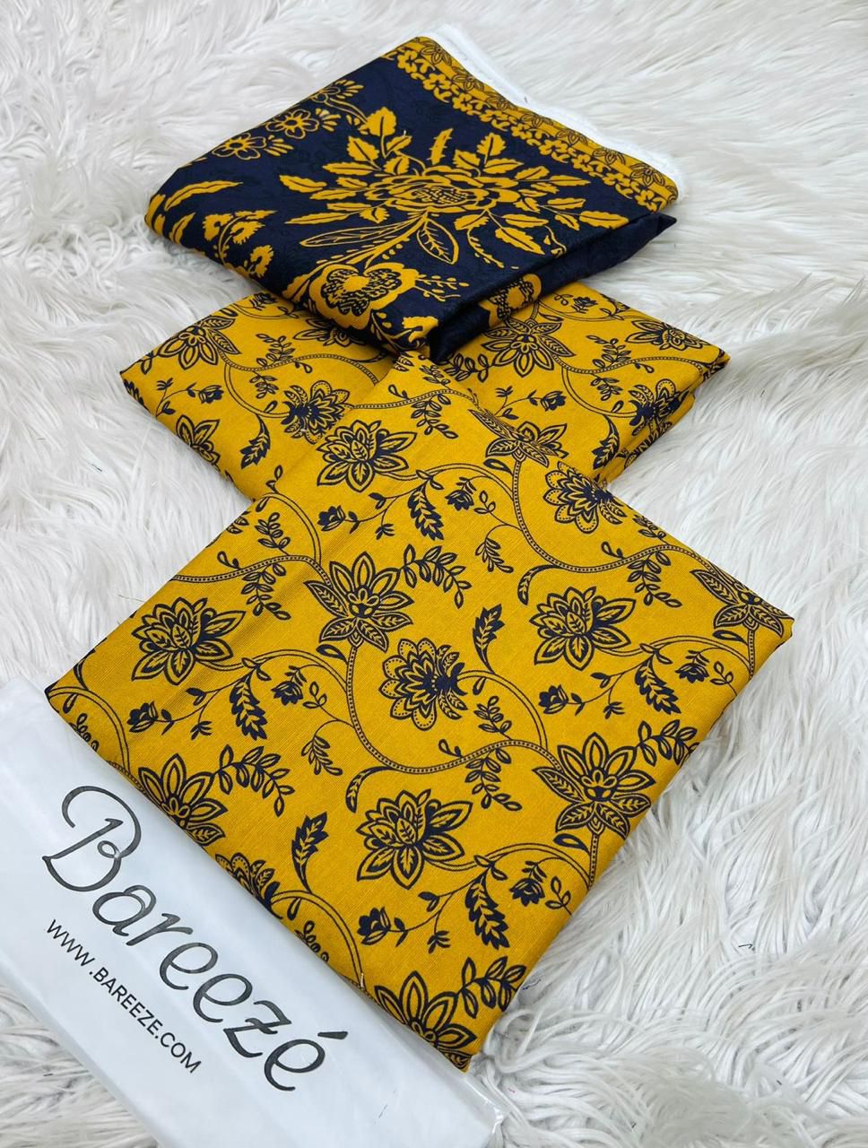 Bareezze 3 Pcs Unstitched