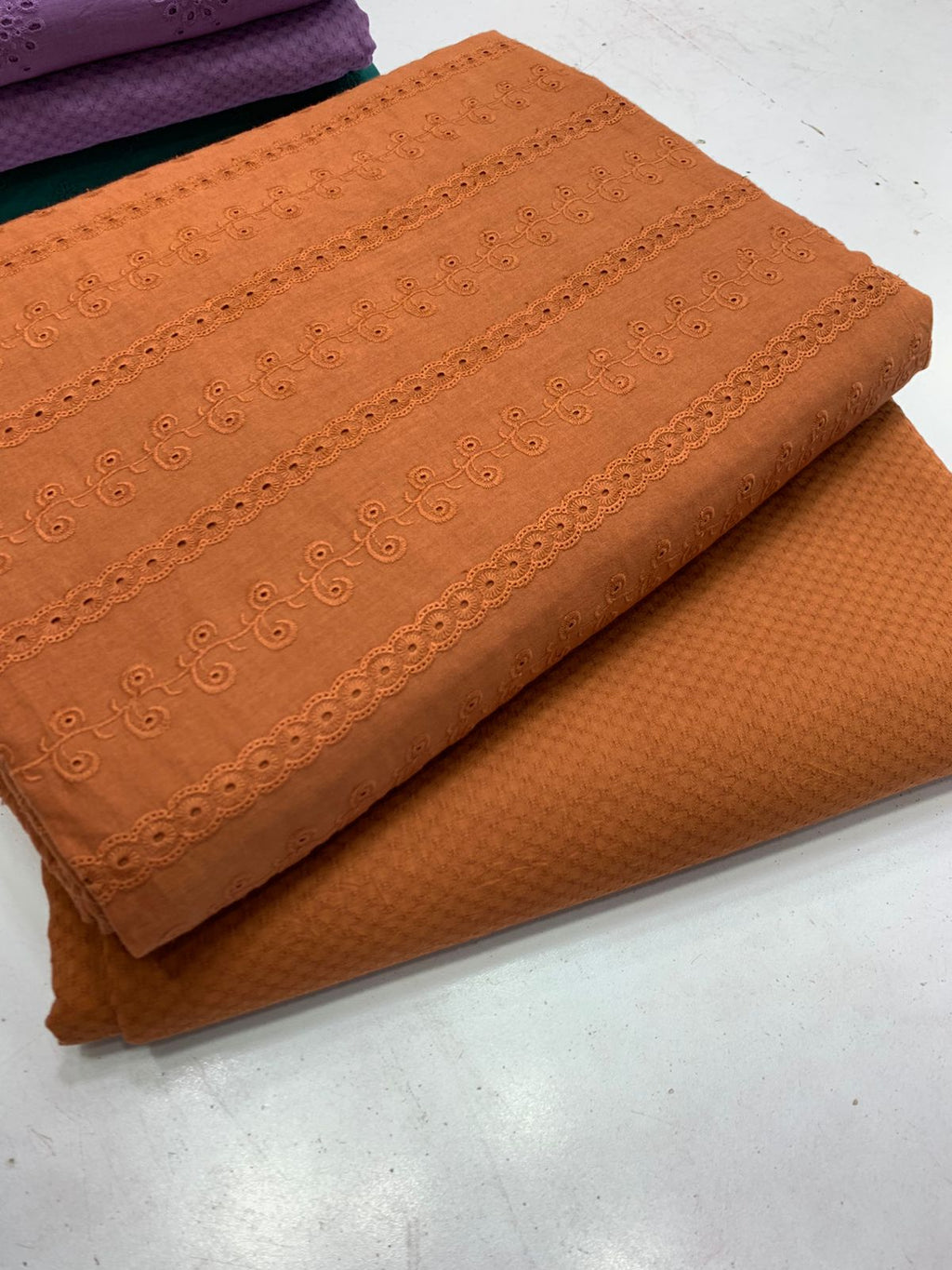 Pure Lawn Chicken Kari 2 Pcs Suit