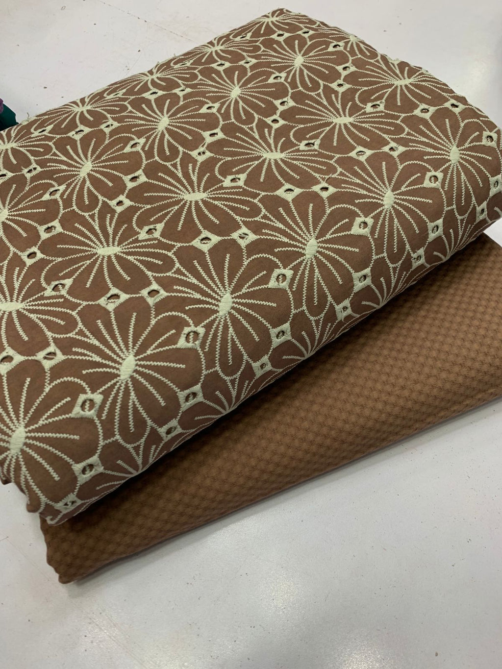 Pure Lawn Chicken Kari 2 Pcs Suit