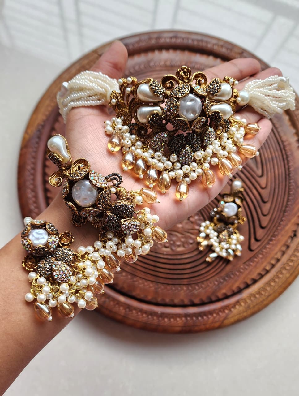 Designer Collection Handmade Turkish With Mother Pearl Chokkar Set