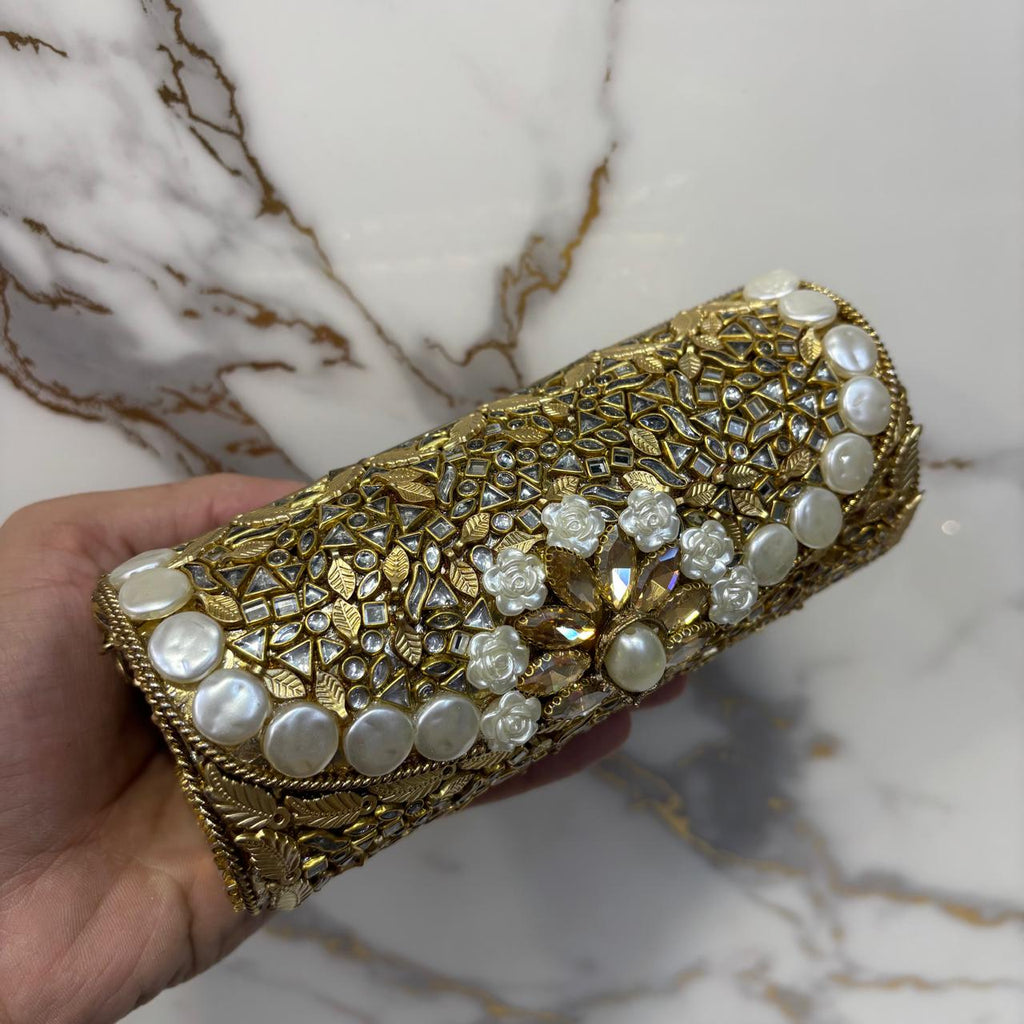 New Trending Kundan Clutches