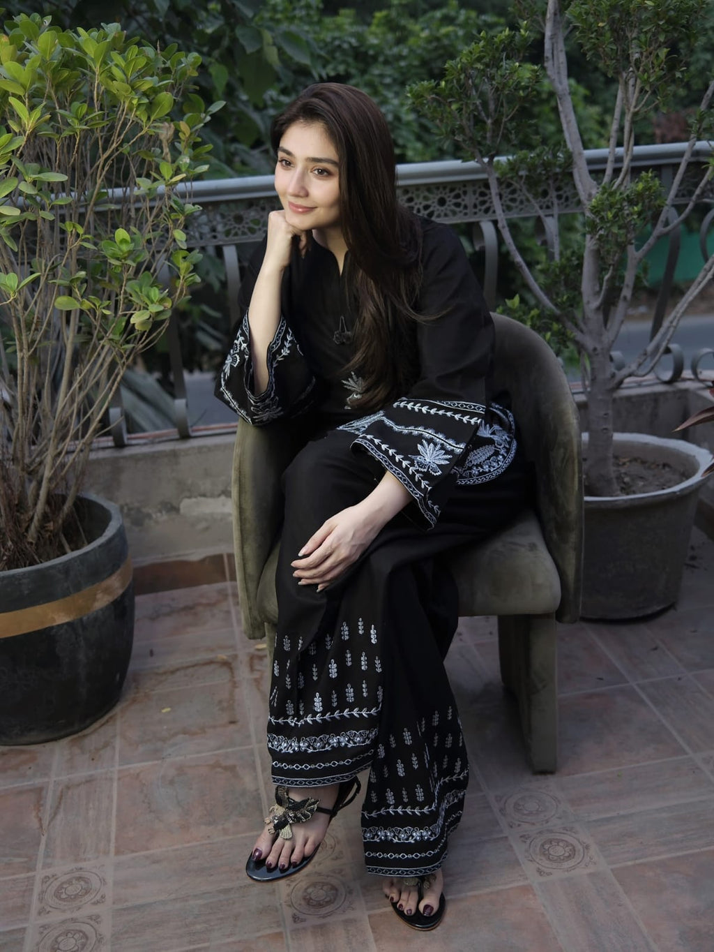 KUNAAR EMBROIDERY 2 PCS (FARSHI)