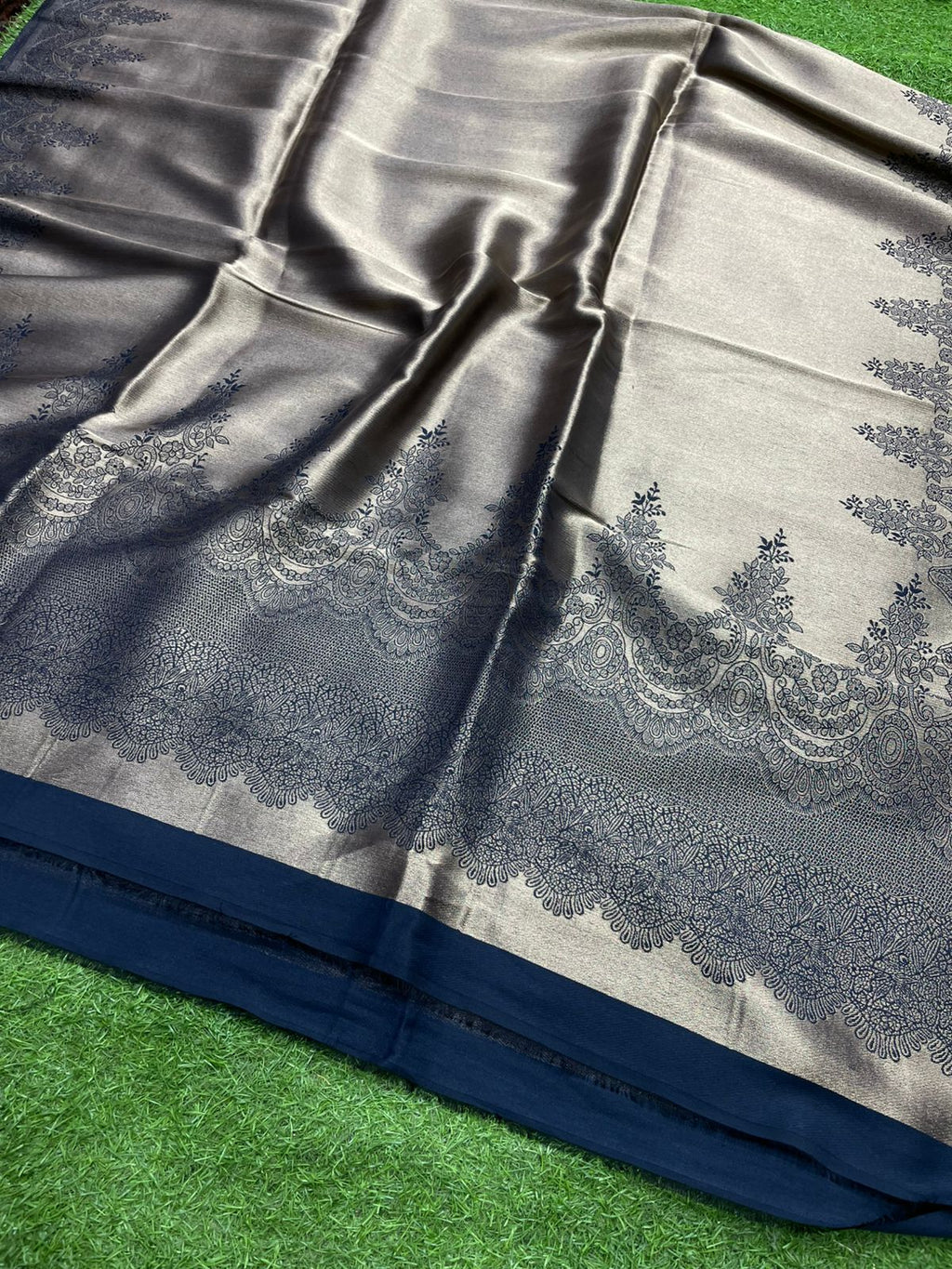 New Arrival Fine Pashmina Kani Moonlight Reversible Full Size Shawls