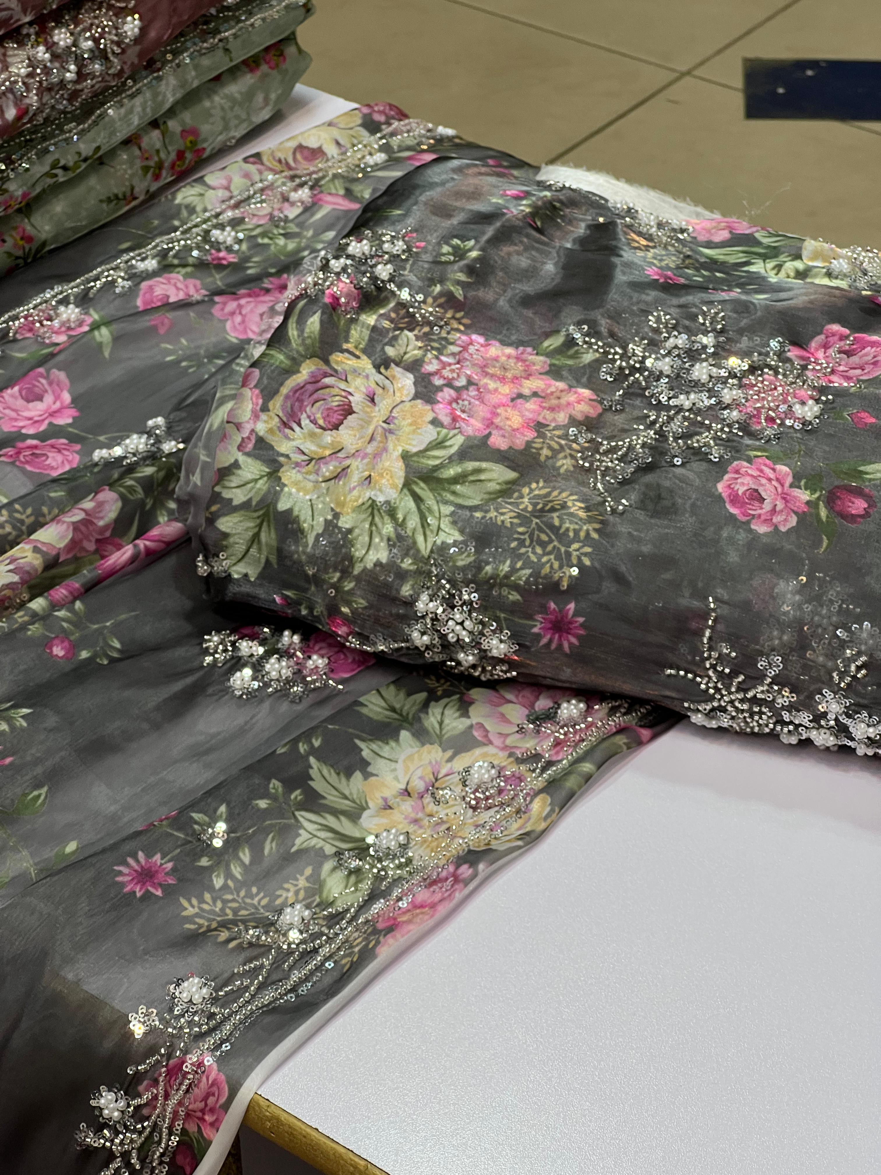 Cutdana Lava Silk Printed