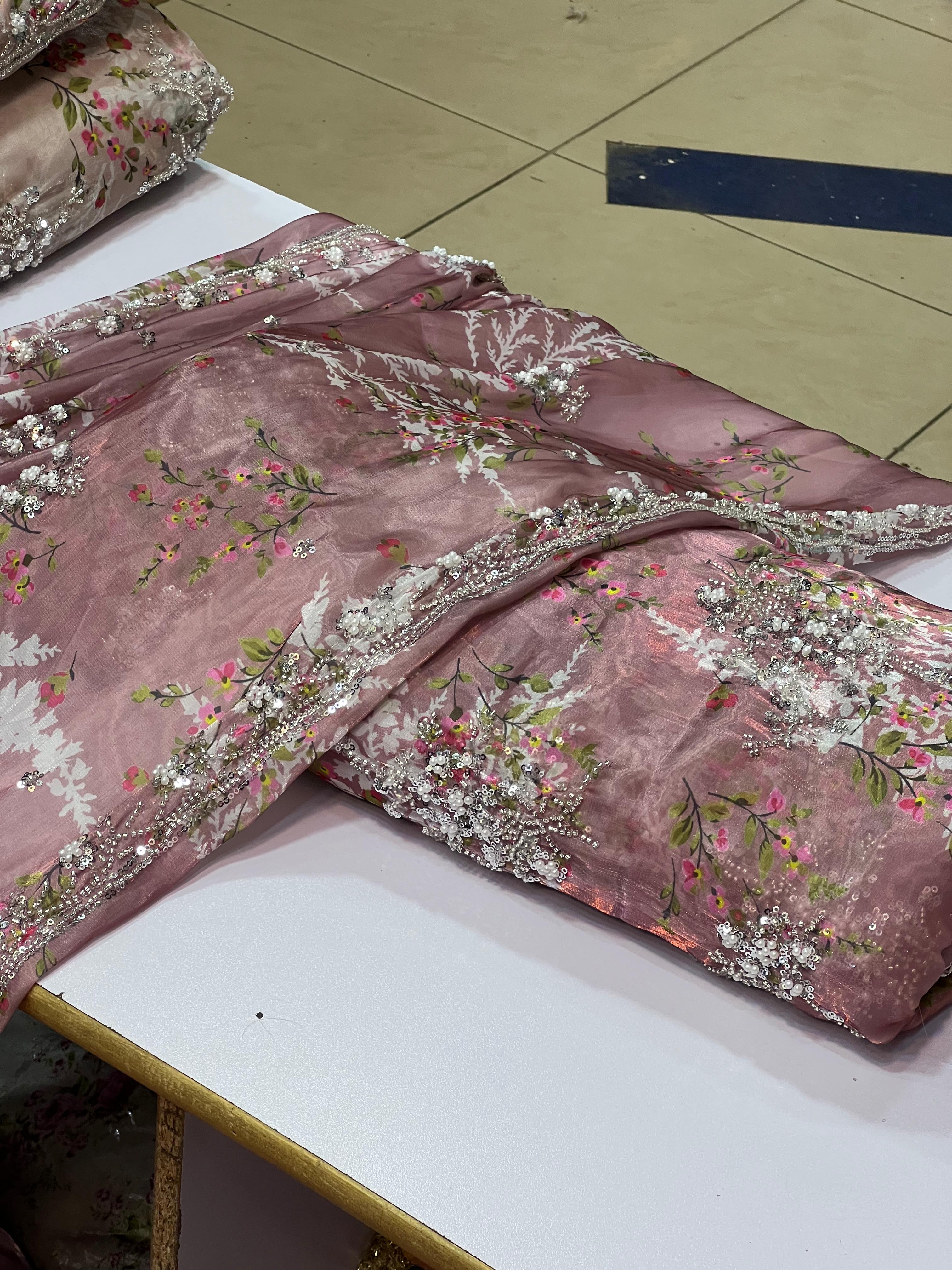 Cutdana Lava Silk Printed