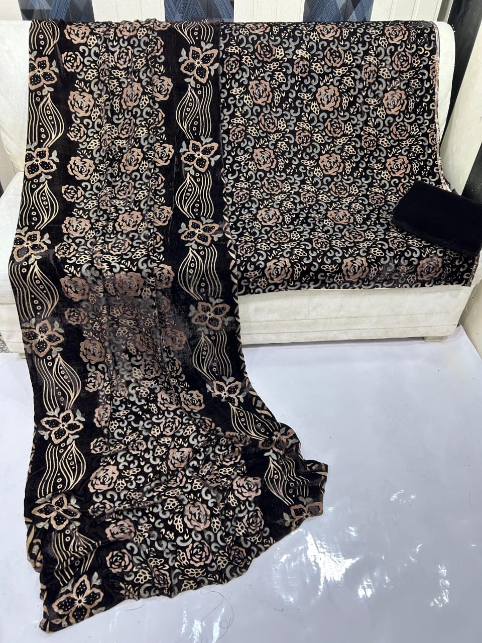 Premium Wedding Collection Bareeze Pure Velvet Outfit With Shirt Dupata and Trouser 3 Pcs