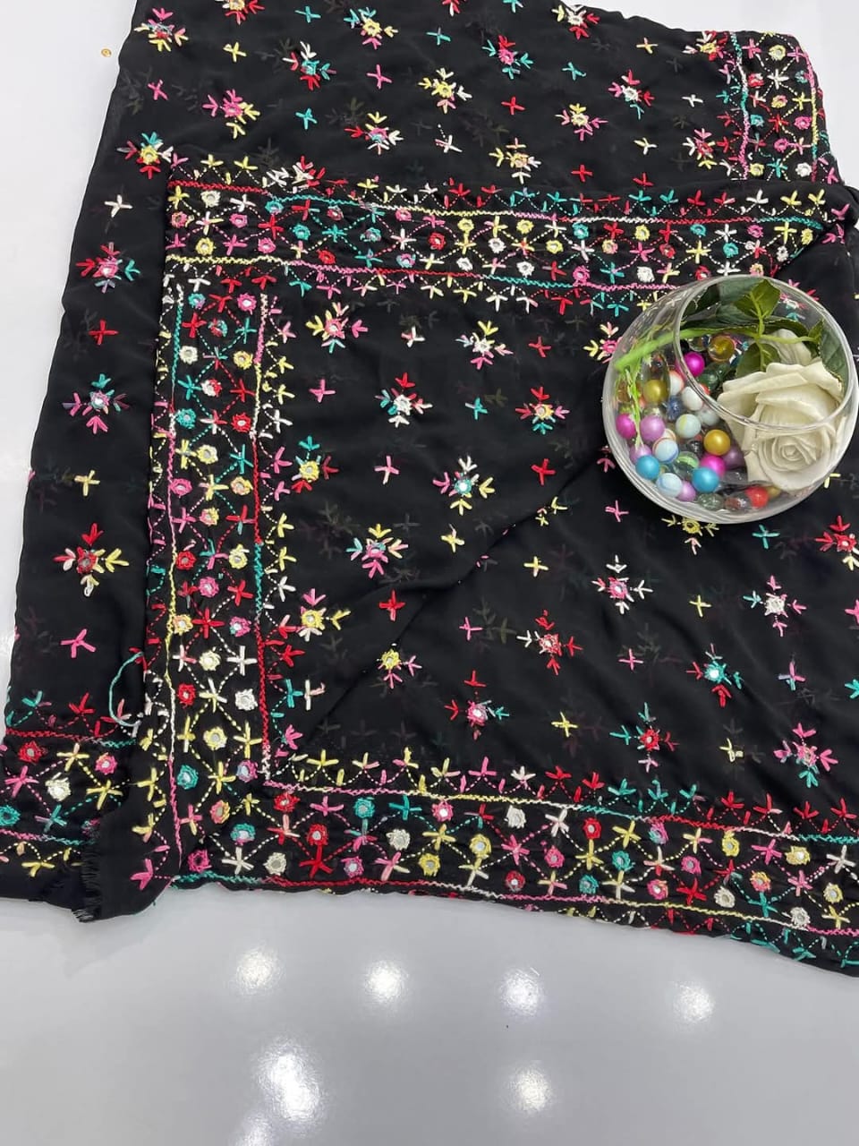 New Designs of Sindhi Jaal Work Chaddars