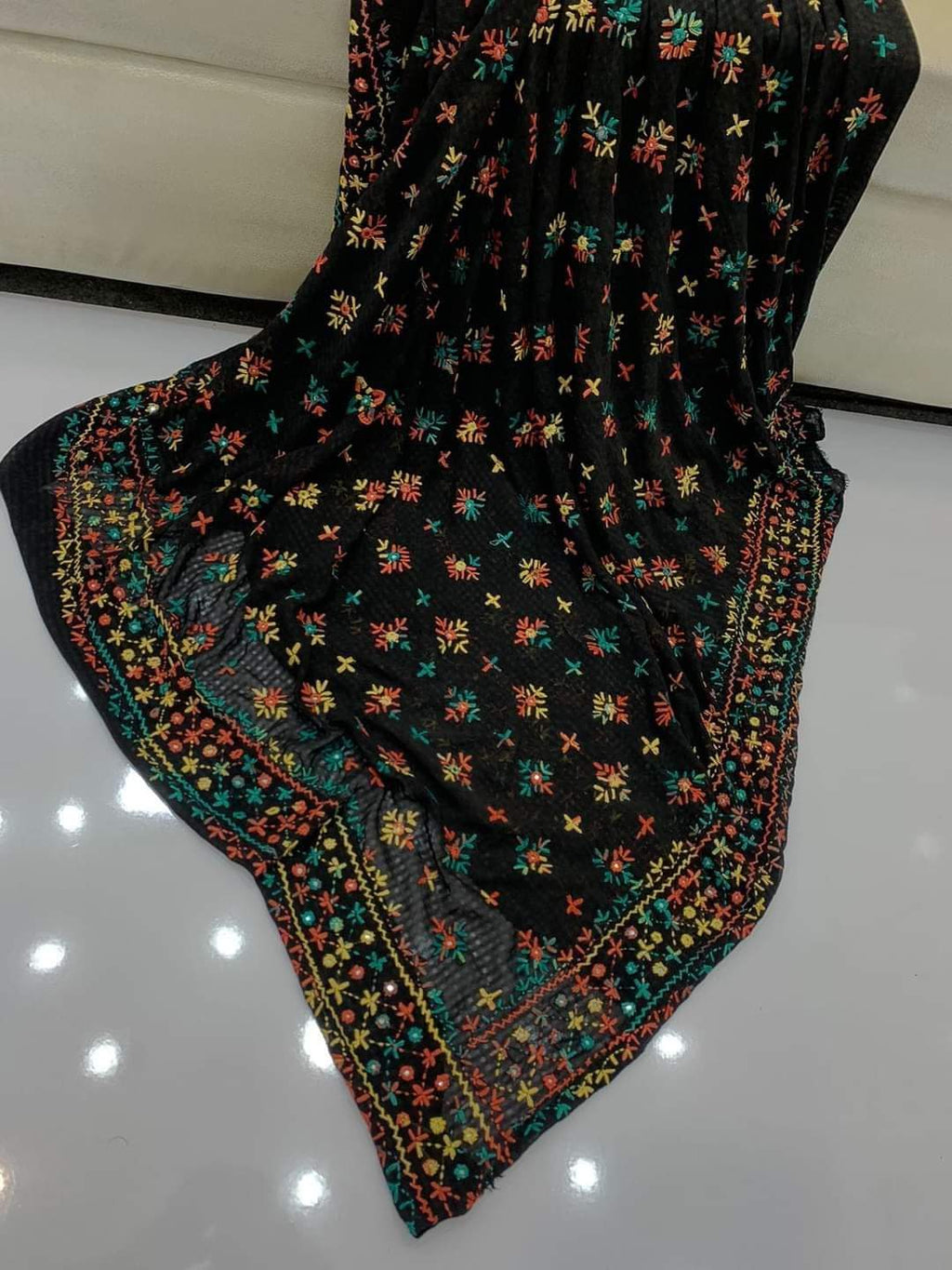 New Designs of Sindhi Jaal Work Chaddars