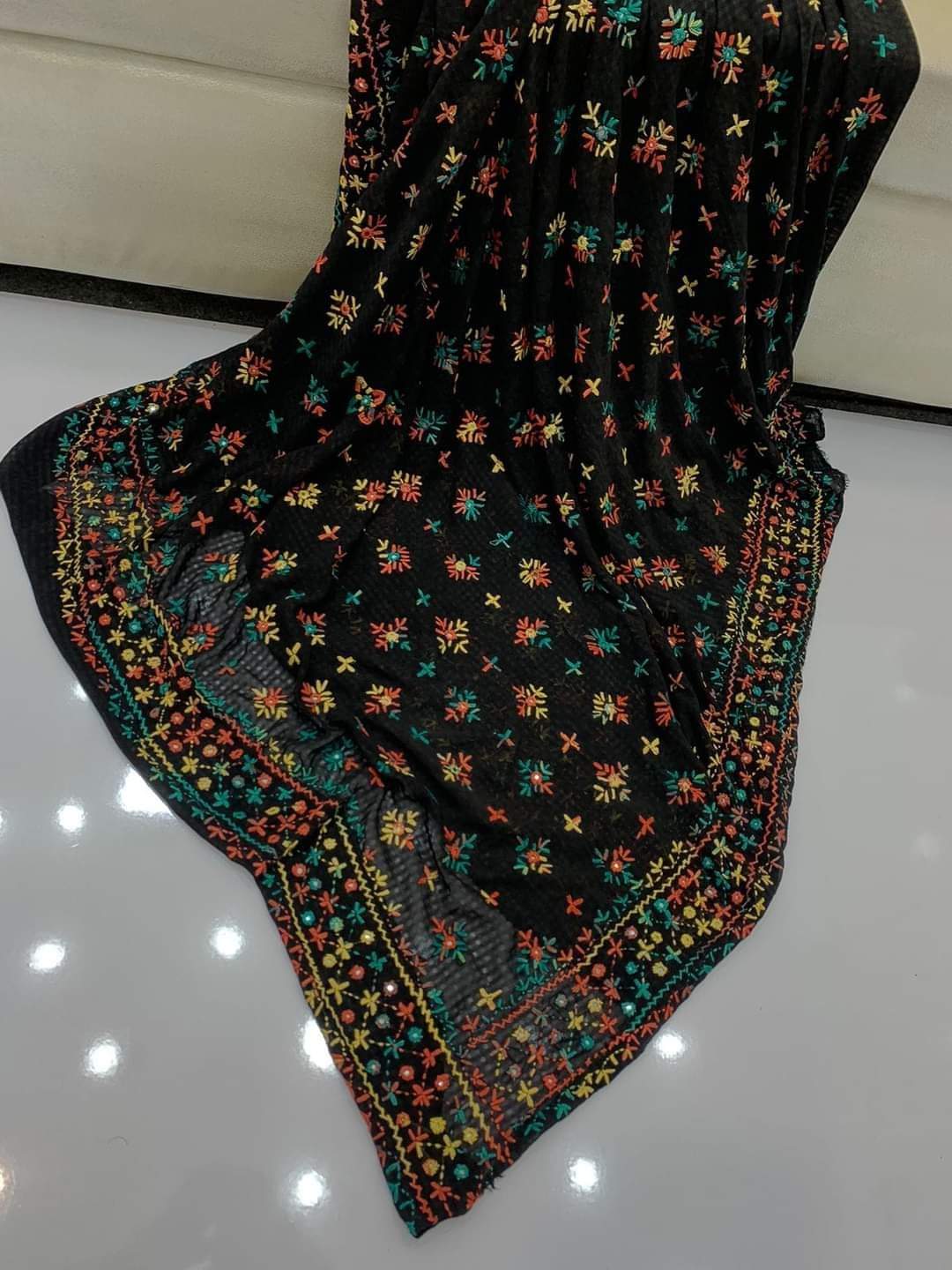 New Designs of Sindhi Jaal Work Chaddars