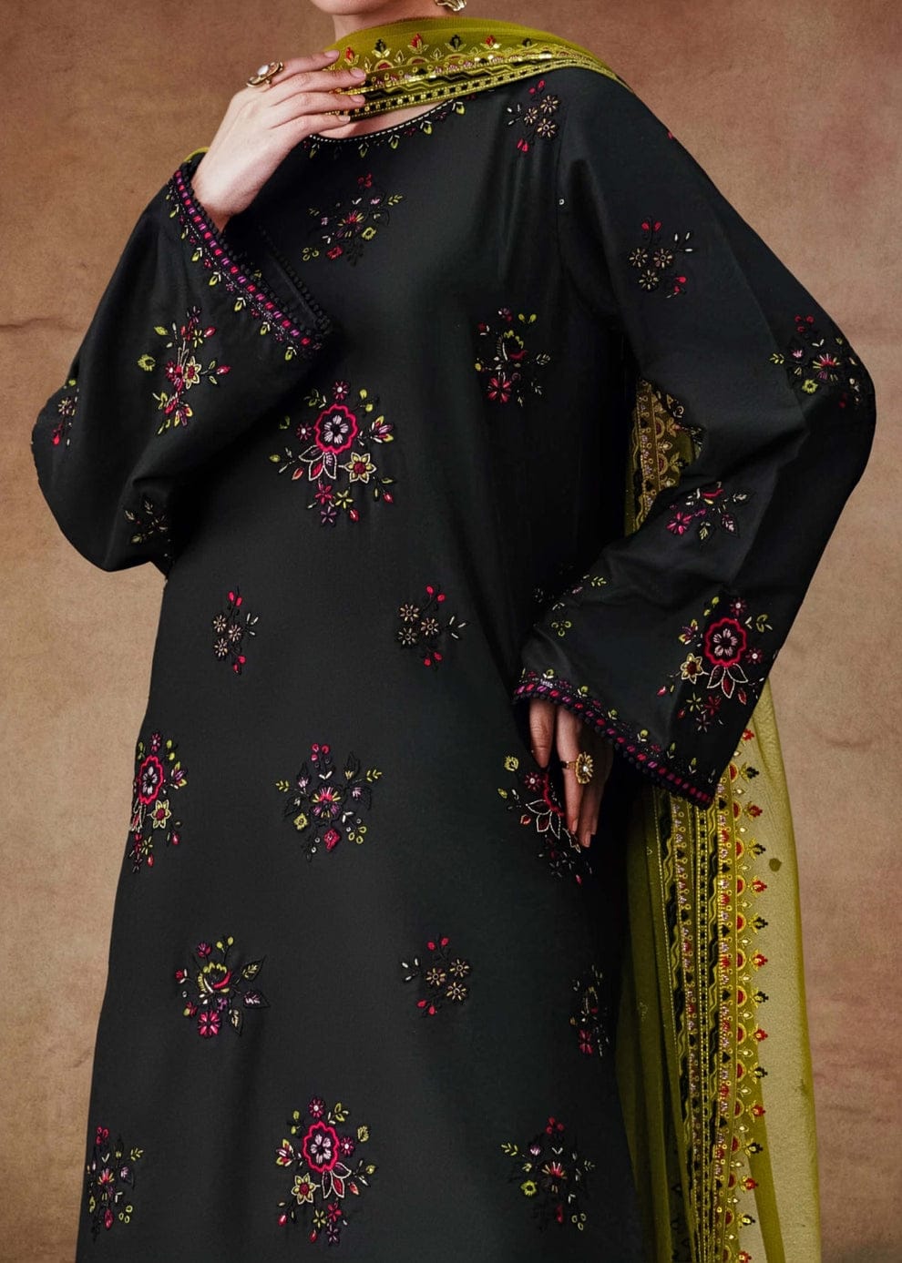 SEHAR  EMBROIDERY 3PC