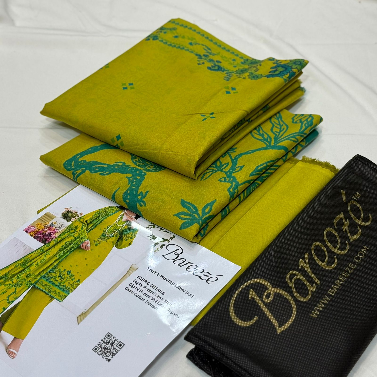 Breeze Lawn 3 Pcs Digital Print Design