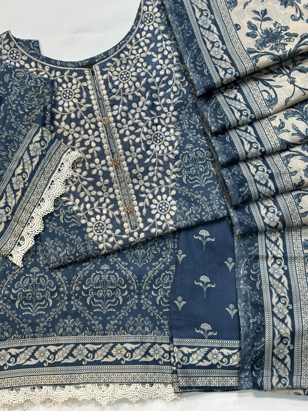 PREMIUM 3 PIECE EMBROIDERED COLLECTION