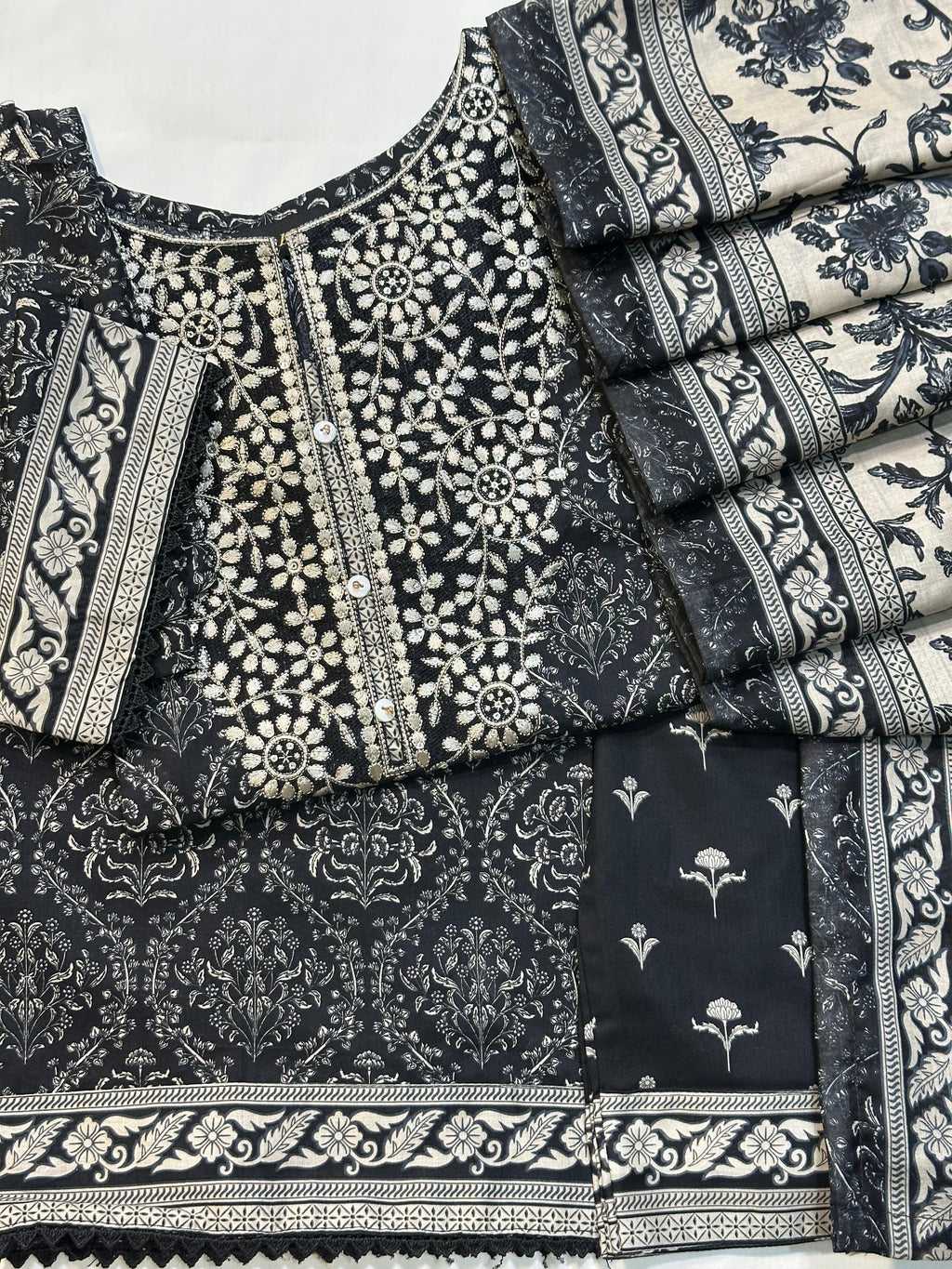 PREMIUM 3 PIECE EMBROIDERED COLLECTION