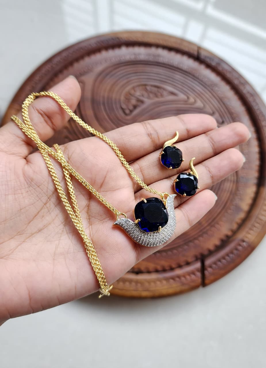 Indian American Diamond Pendent Set