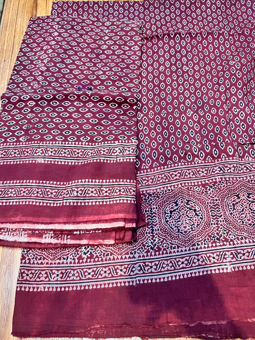 Lawn Ajrak 2 Pcs Suit