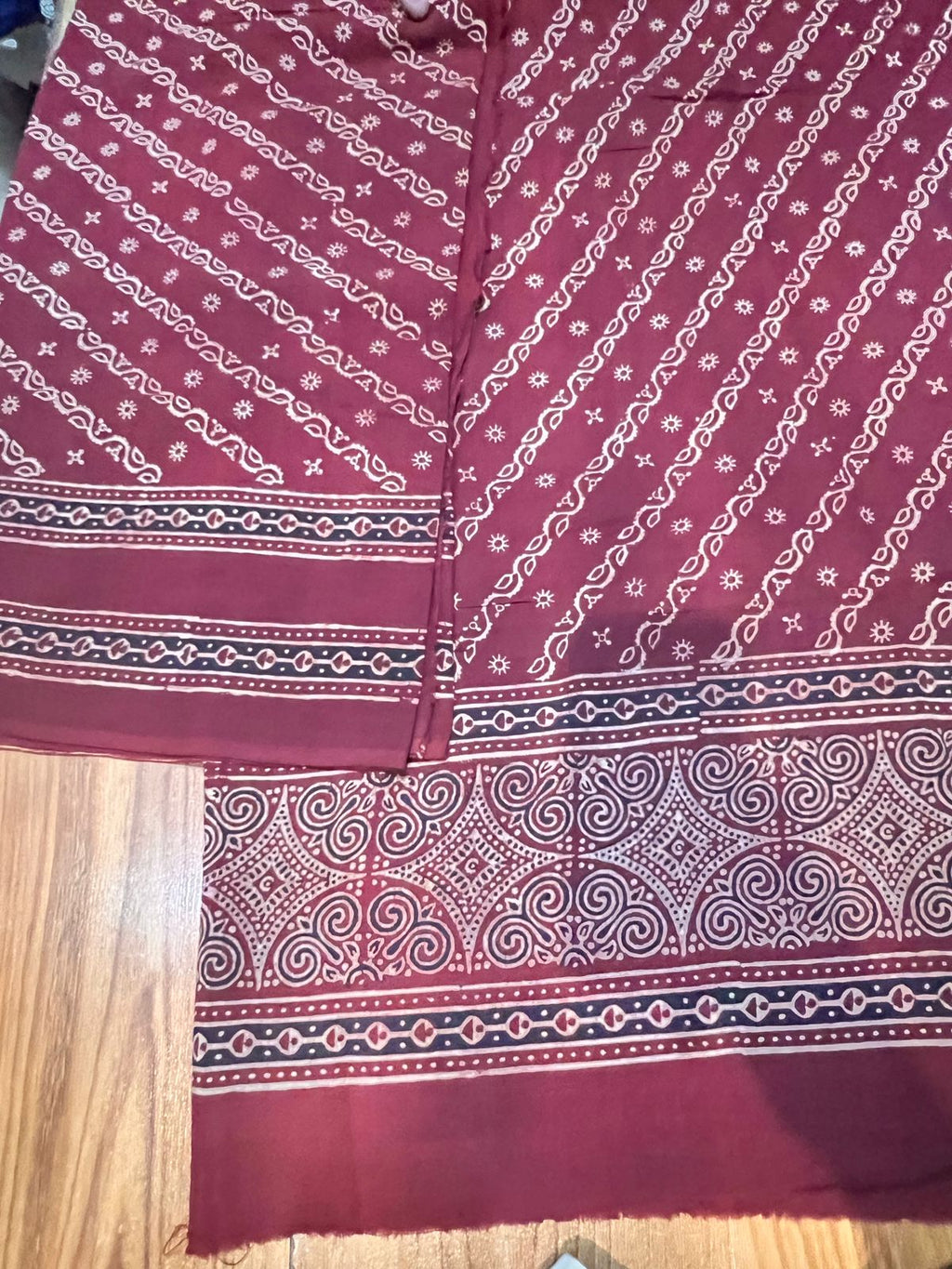 Lawn Ajrak 2 Pcs Suit