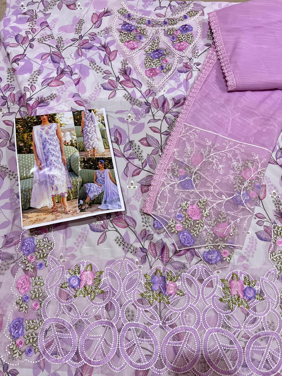 PARESHAY  FABRIC  SWISS LAWN DIGITAL PRINTED