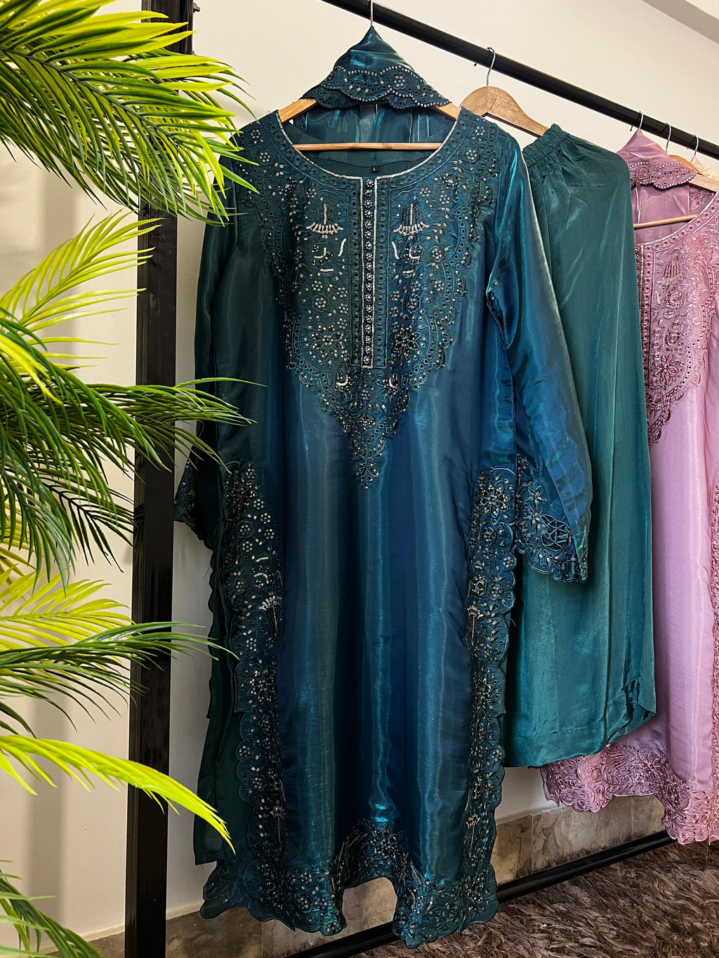 Sheesha Silk Luxury Pret  3 Pcs STITCHED