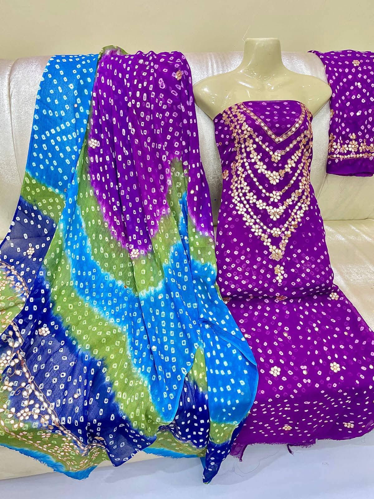 Hand MADE  Beautiful Press Gotta Har Suits