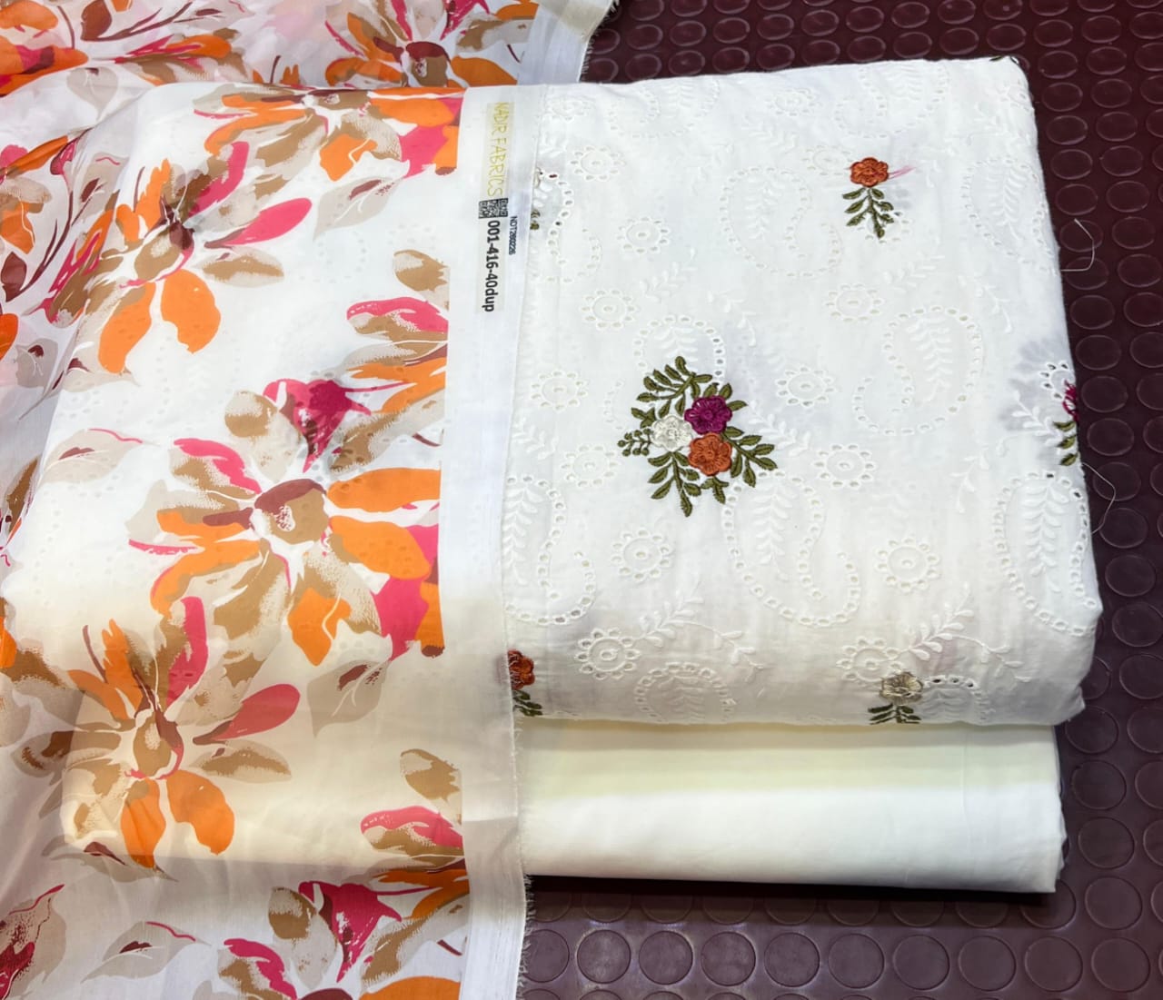 New Chikan Kari 3 Pcs Suit