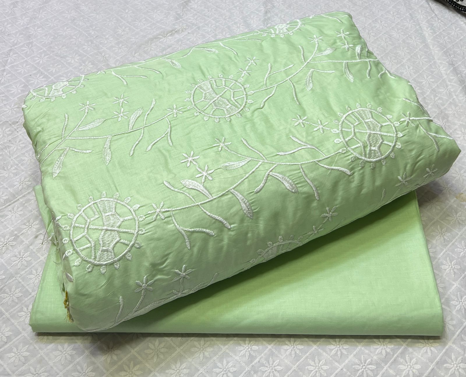 New Pure Lawn Chikan Kari 2 Pcs Suit