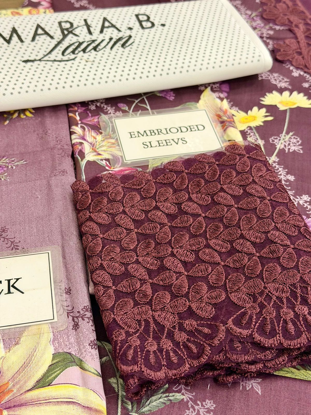 MARIA B M PRINT LAWN