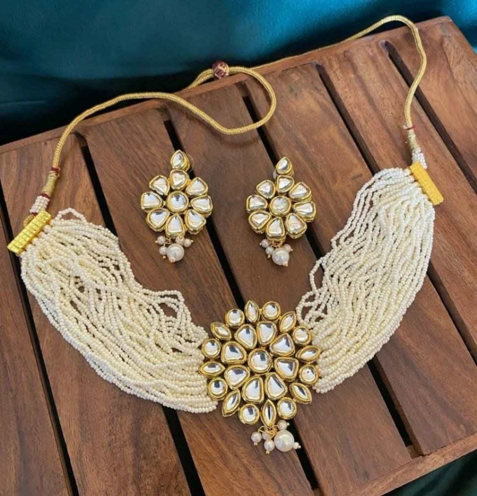 Indian Jaipuri Jarao Kundan Back Done With Meenakari Chokkar Set