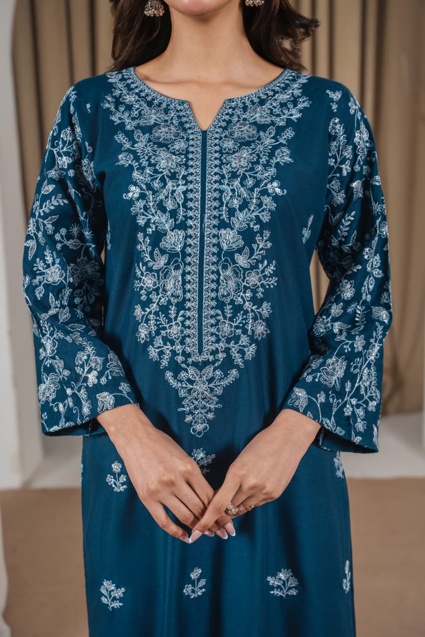 Ready To Wear Fari Embroidered 3 Pcs (Farshi)