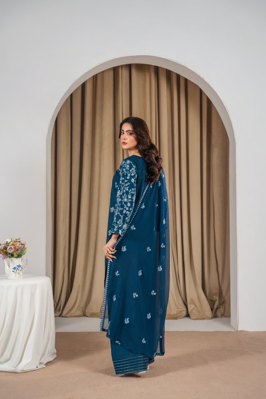 Ready To Wear Fari Embroidered 3 Pcs (Farshi)