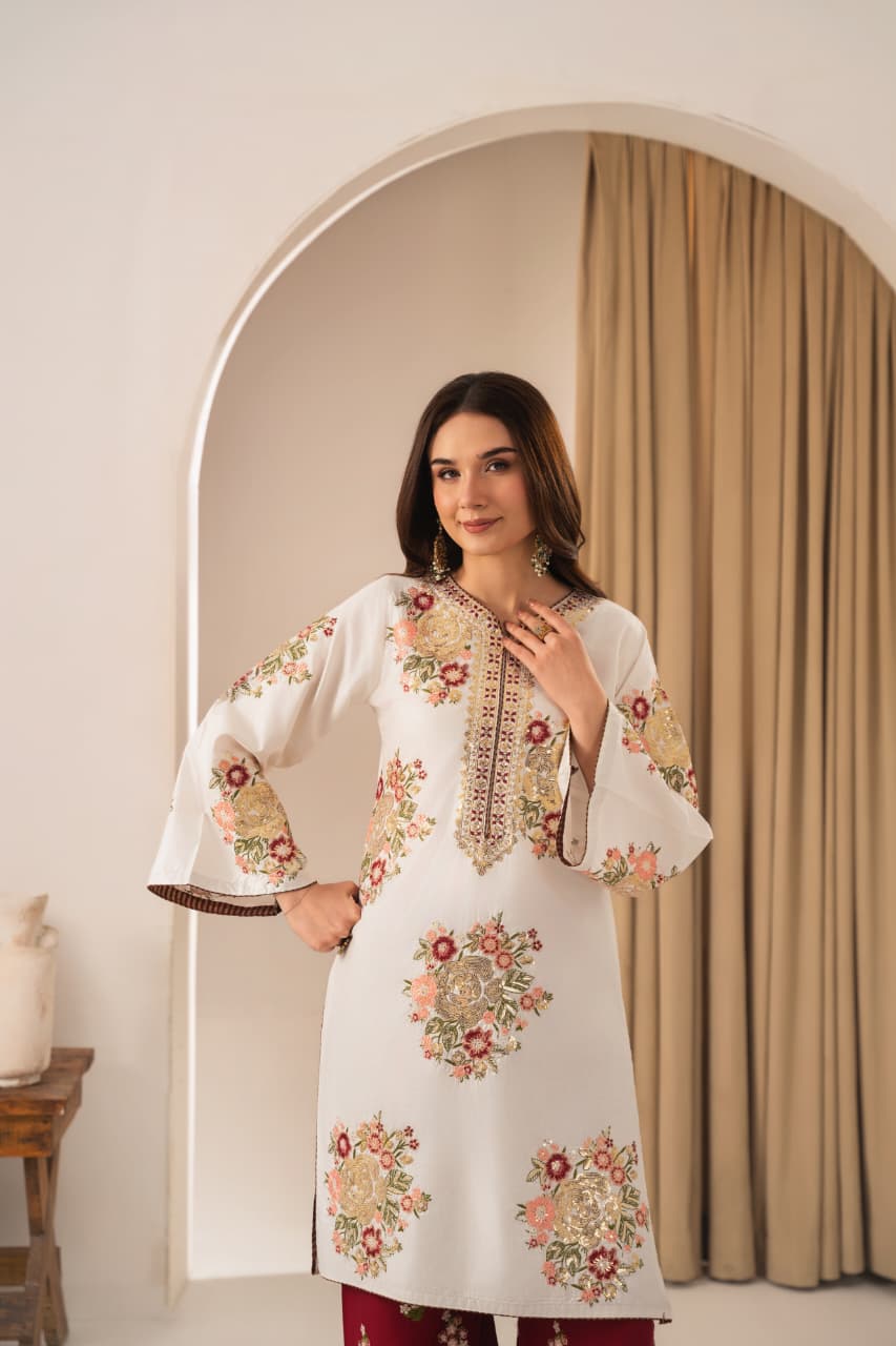 ALAYA EMBROIDERED 2 Pcs