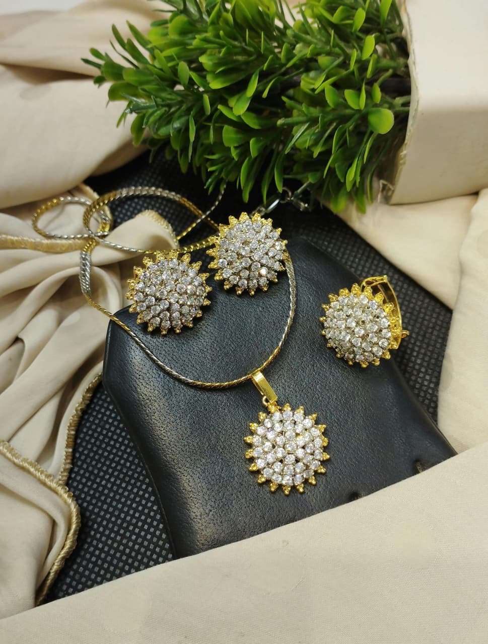 Combo Set Jadao Stone With Chain