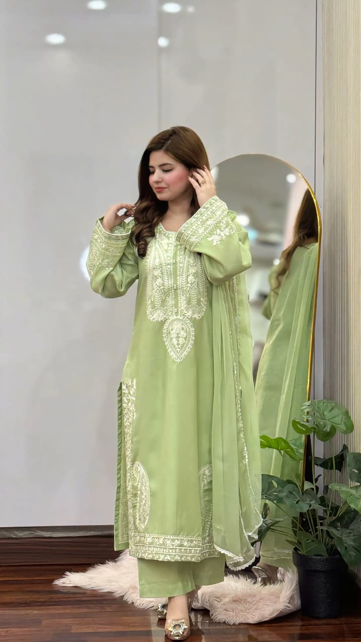 PISTA SAPPHIRE EMBROIDERED 3 PCS