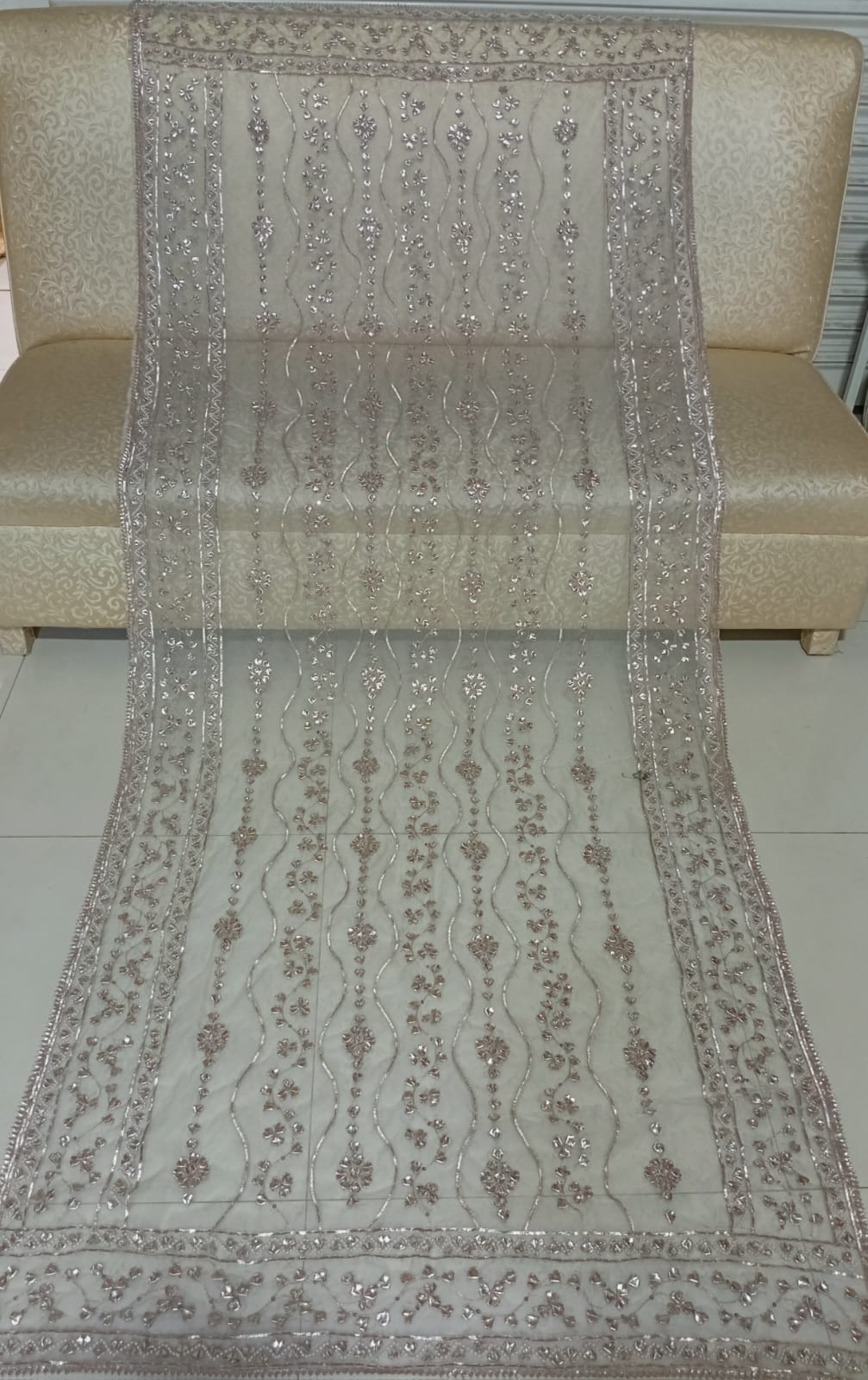Hand Made Beautiful Heavy Gotta Jall Shawl