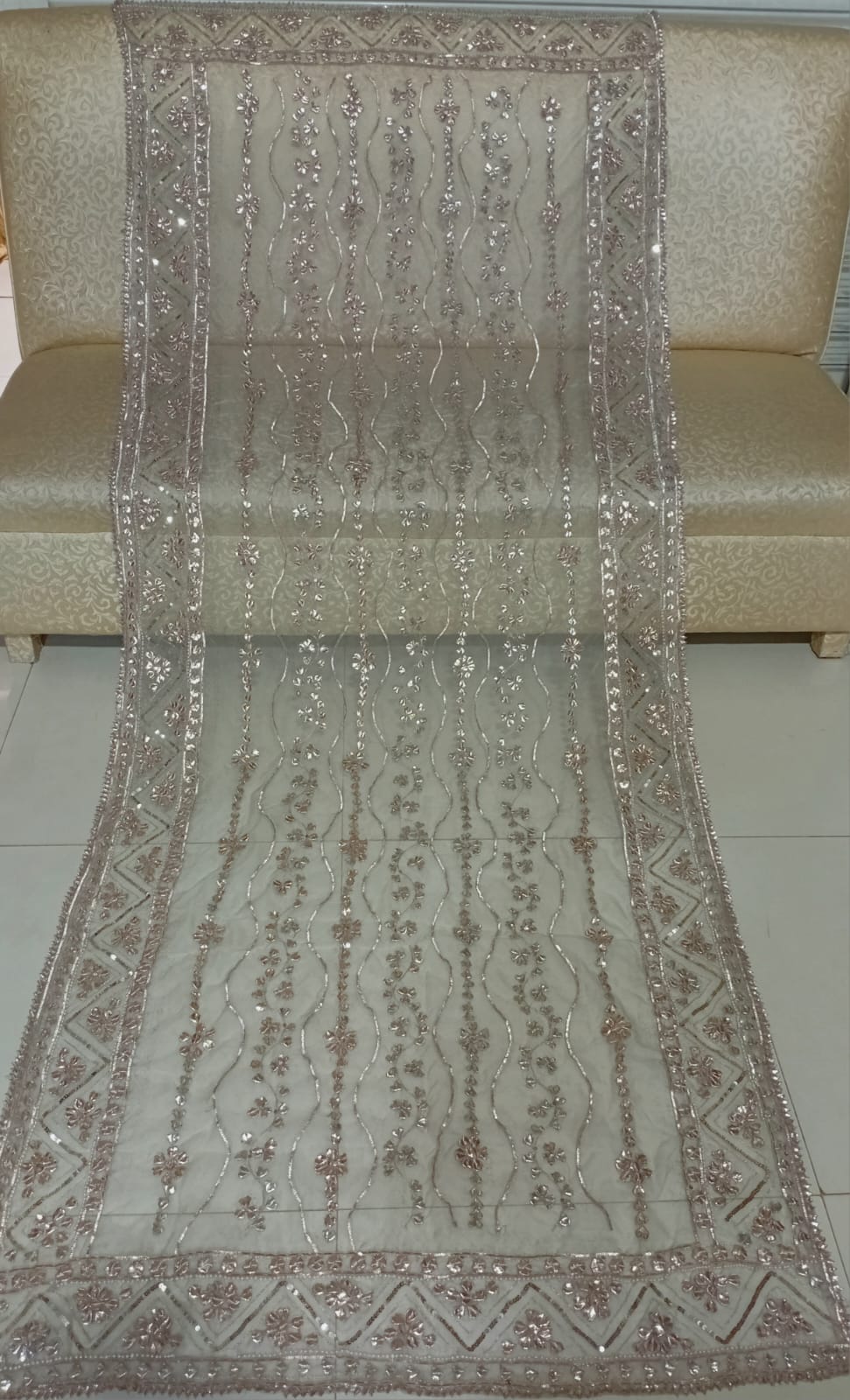 Hand Made Beautiful Heavy Gotta Jall Shawl