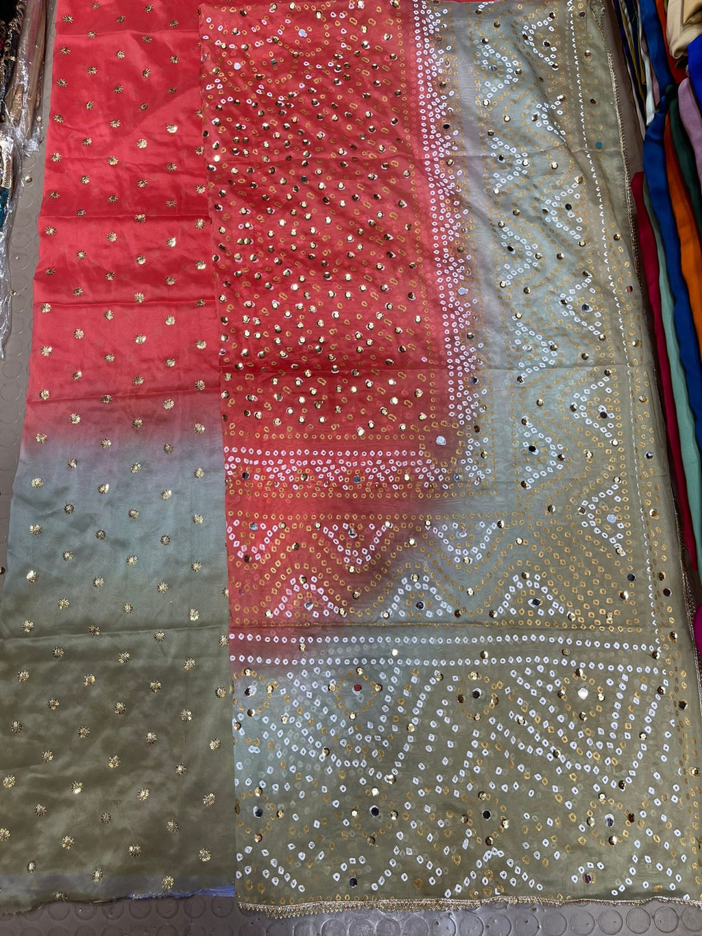 Luxury Medium Silk 3 Pcs Suit