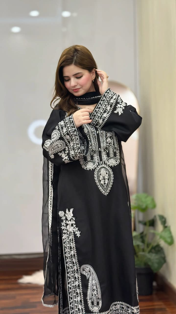 BLACK SAPPHIRE EMBROIDERED 3 PCS