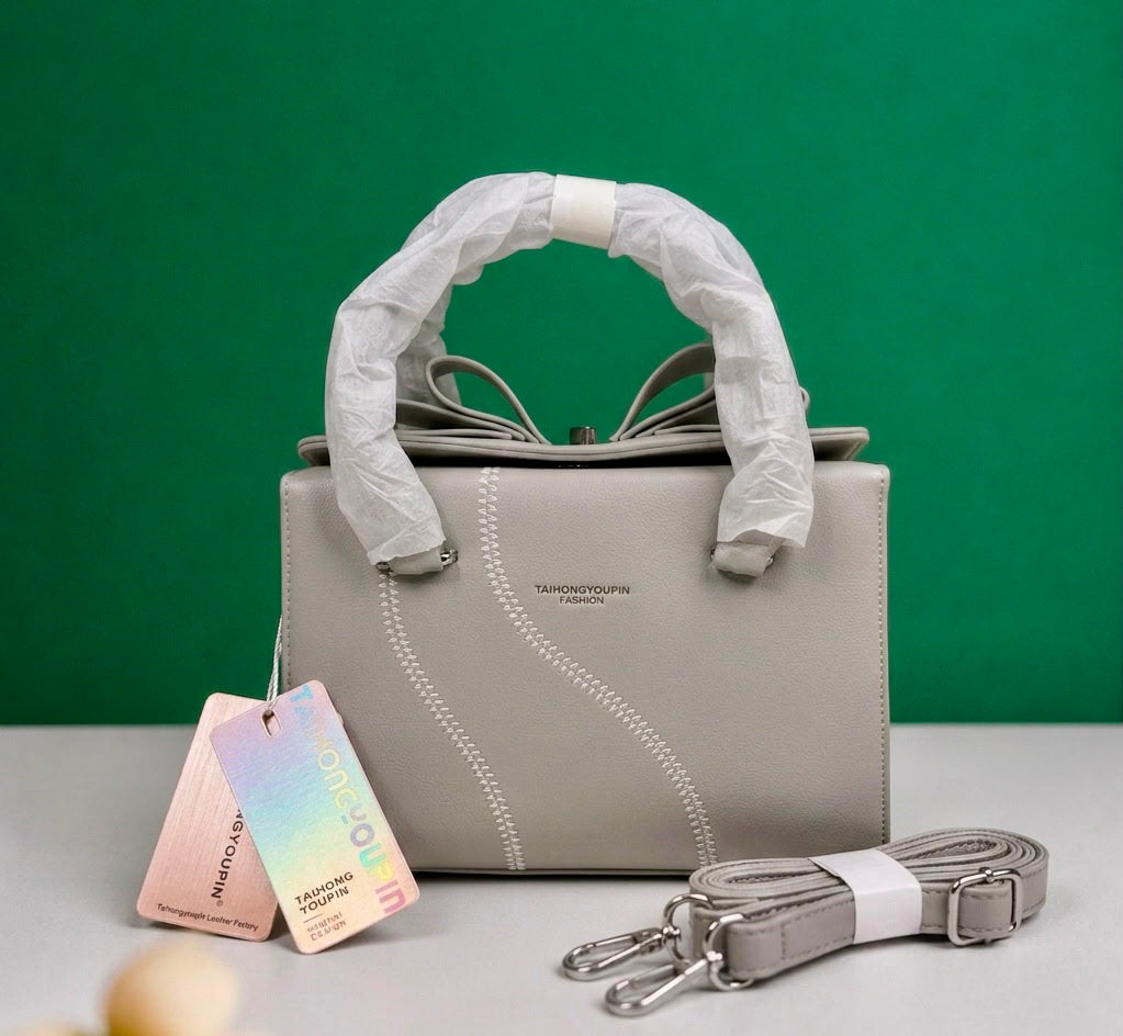 Thiong Branded Bow Style Bag