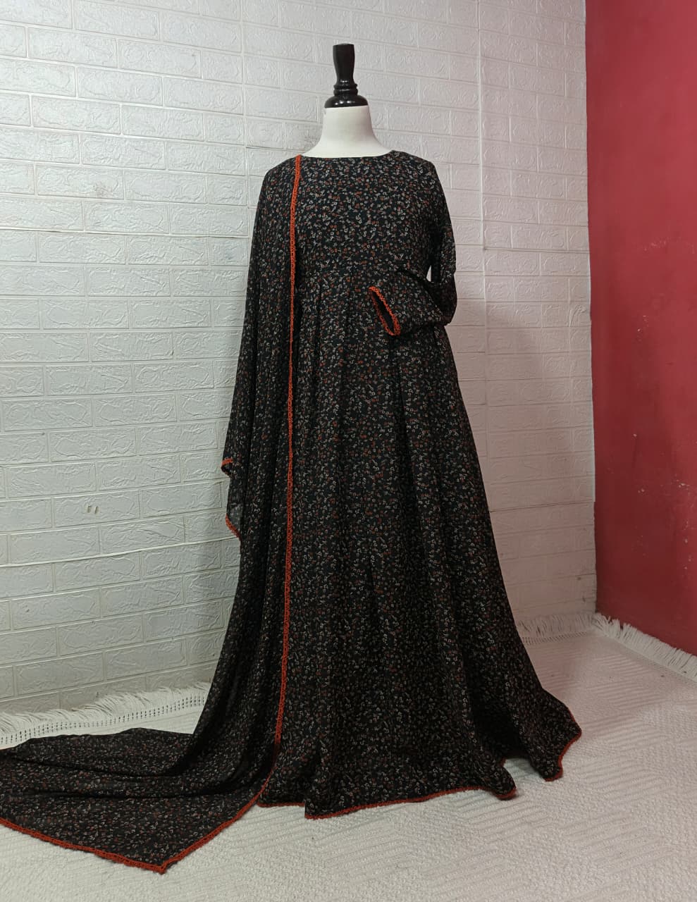 Ready To Wear Phool Daar Maxi 2 Pcs