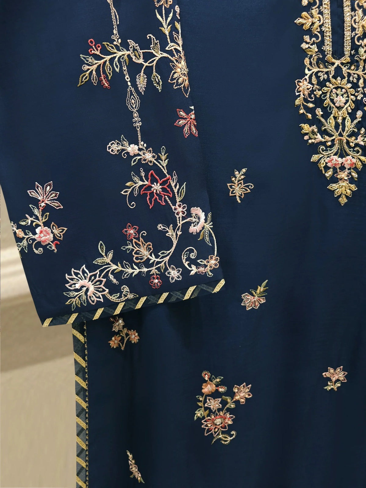 Pure Khaddi Silk Embroidered Suit 3 Pcs