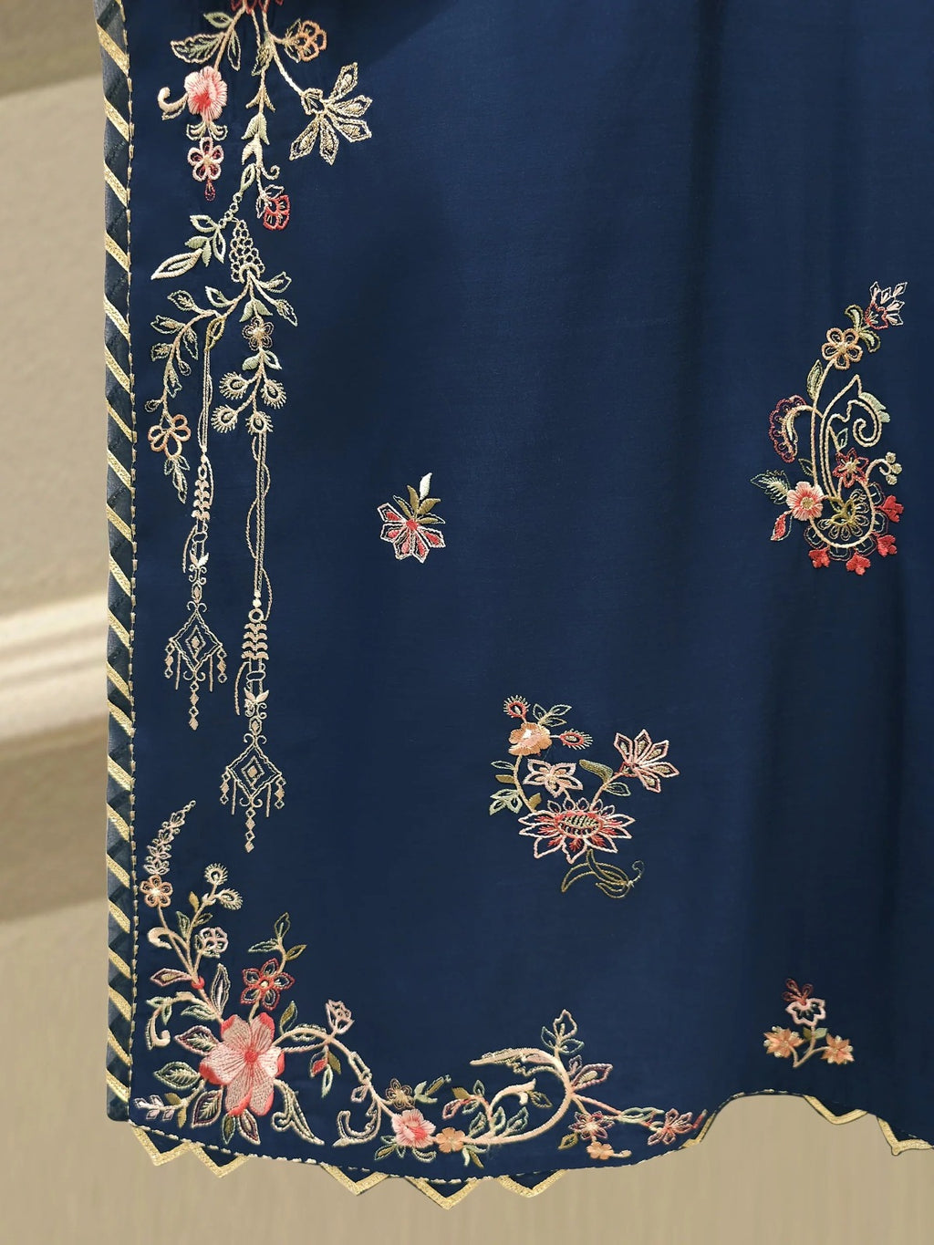 Pure Khaddi Silk Embroidered Suit 3 Pcs