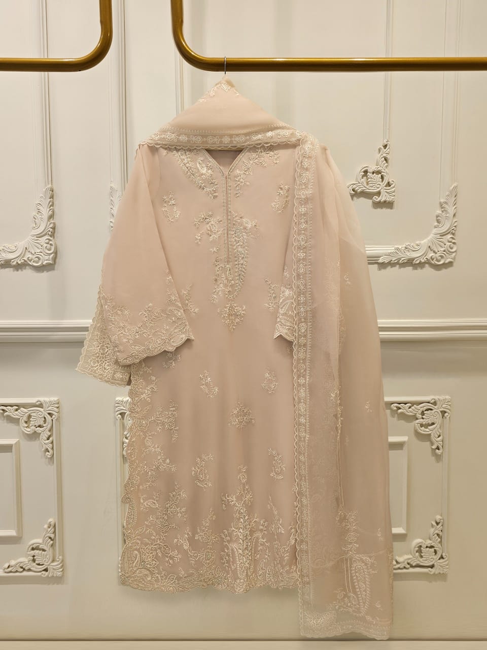 Pure Organza Embroidered Suit 3 Pcs
