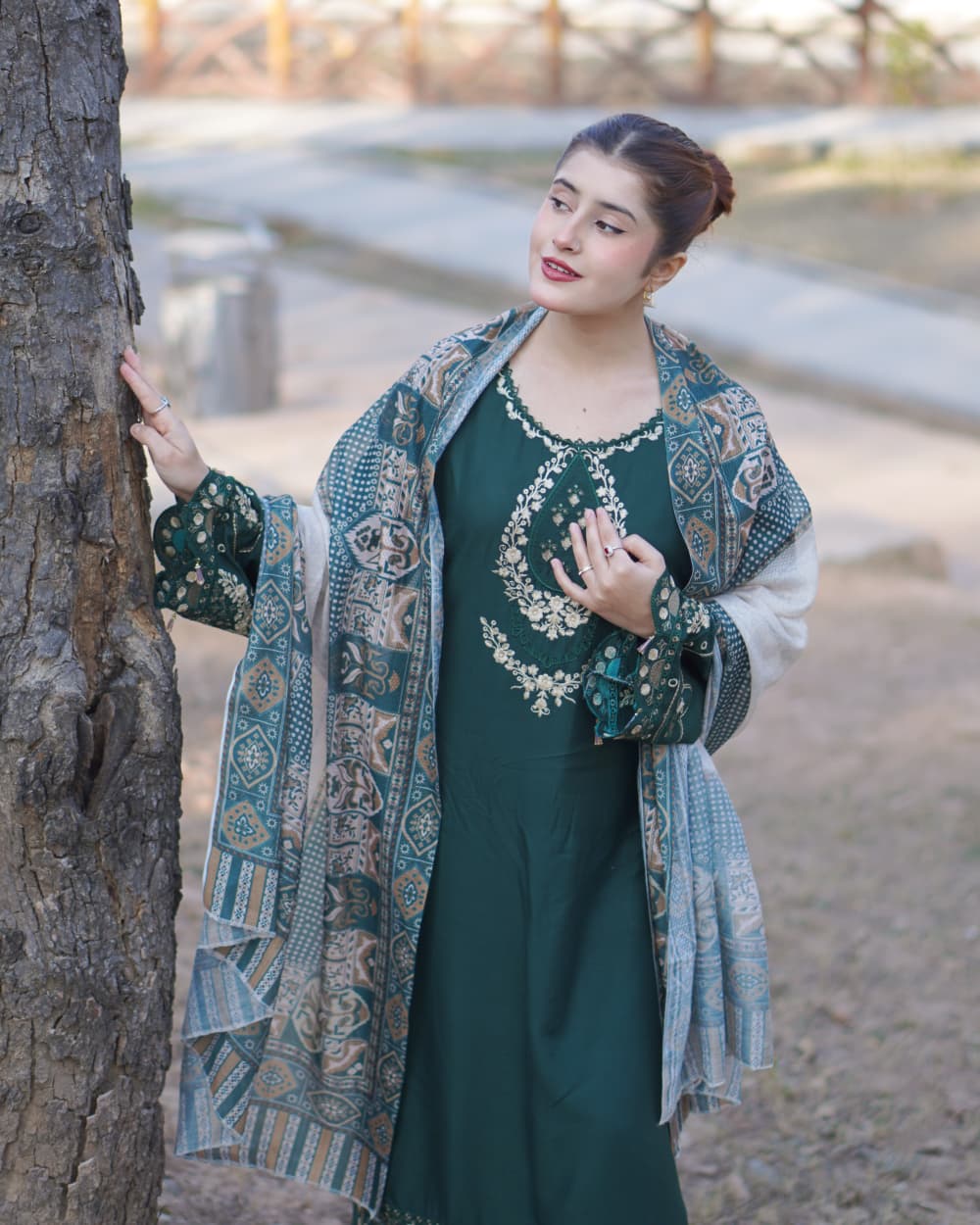 Mannat Luxury Embroidered 3PC Suit With Digital Voile Dupatta
