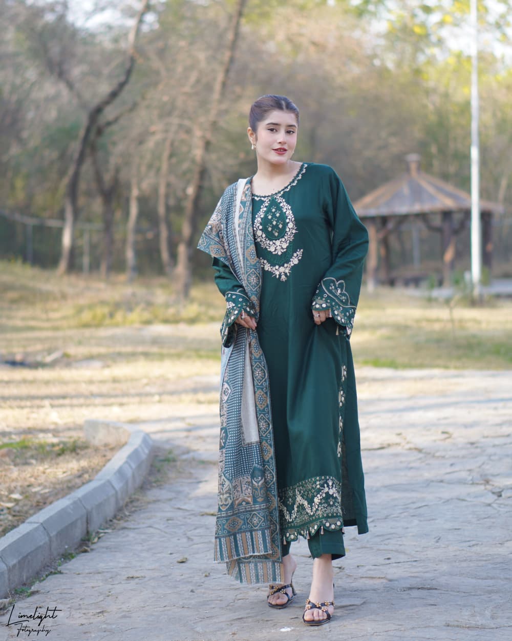Mannat Luxury Embroidered 3PC Suit With Digital Voile Dupatta