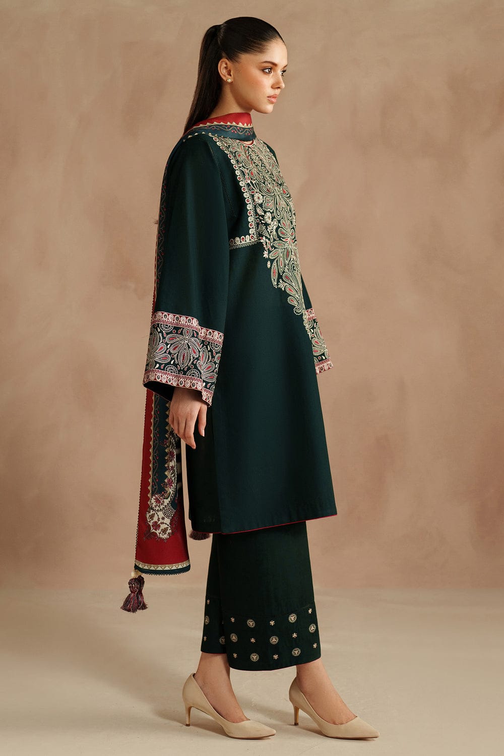 Dinar Premium Lawn Embroidered 3PC Suit With Digital Voil Dupatta