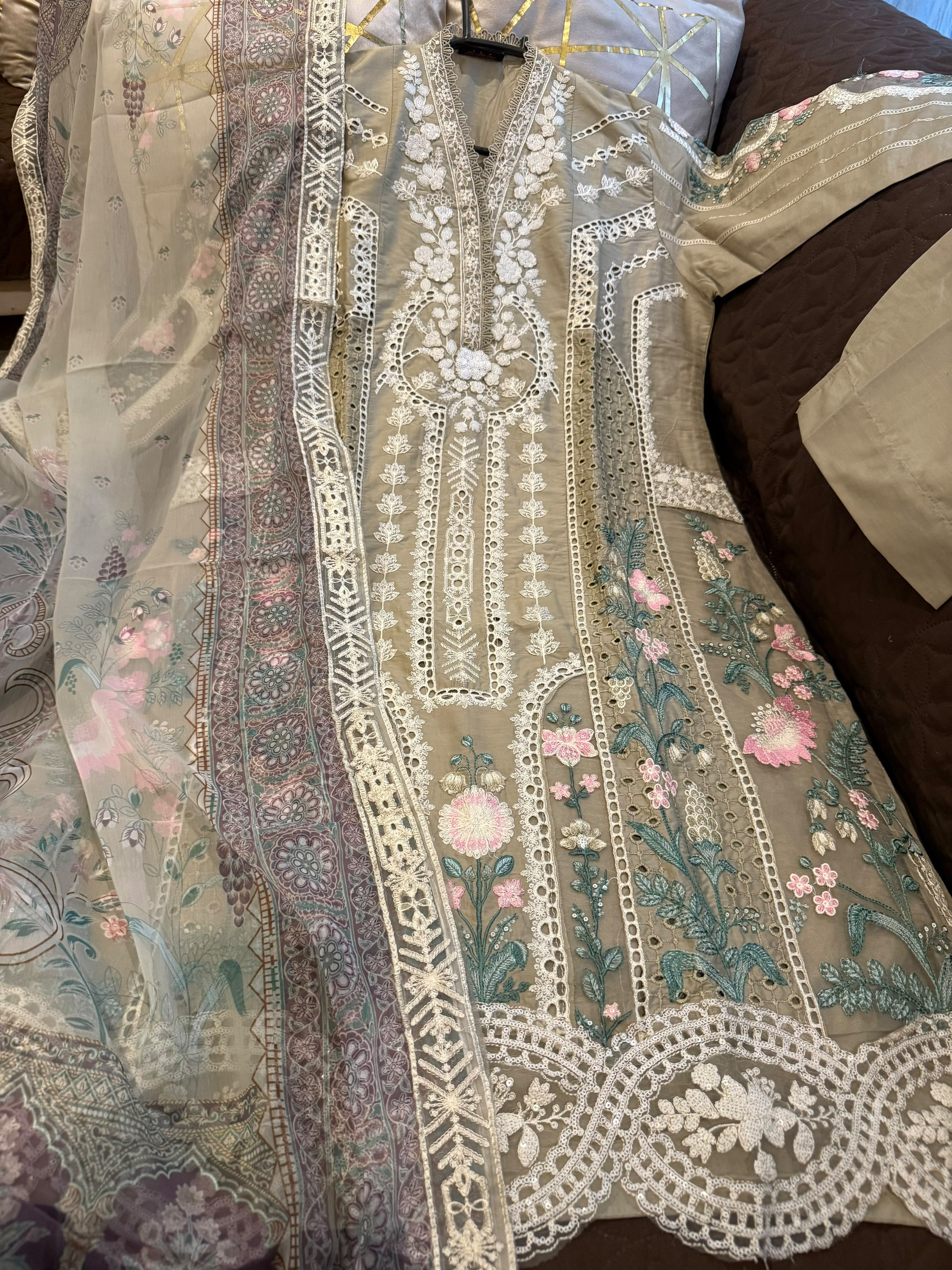 Elegant Chikankari Embroidered Long Shirt 3PC Suit With Shaded Chiffon Dupatta