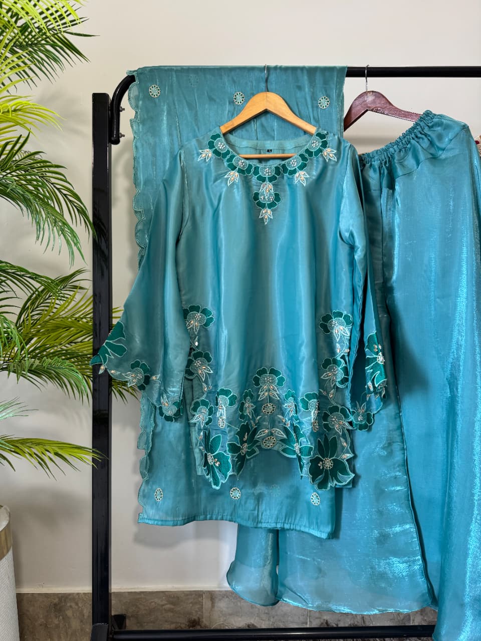 Andazbyunezafazeel - Sheesha Silk 3PC Embroidered Short Shirt Suit With Flared Sharara Pants (D-81)