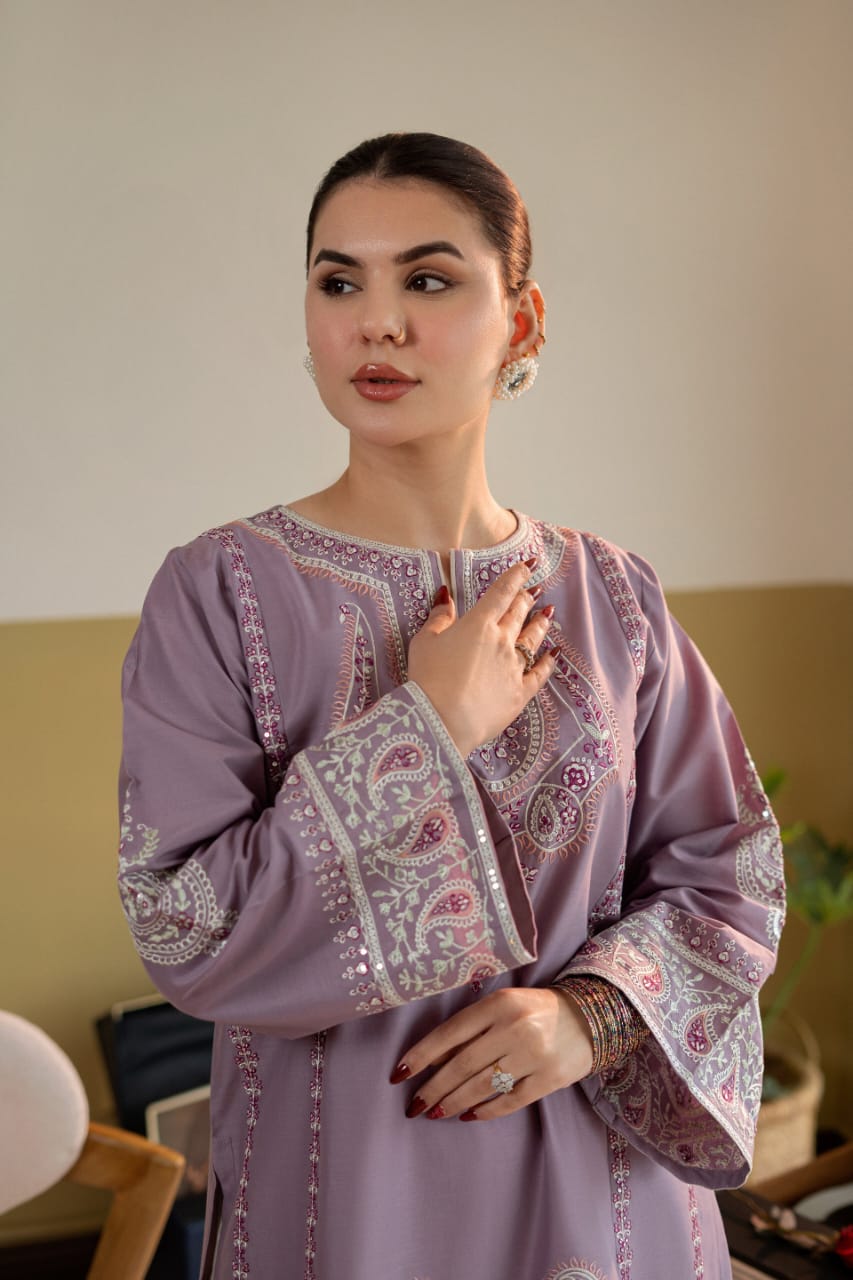 PREMIUM EMBROIDERED 2PC (FARSHI SET)