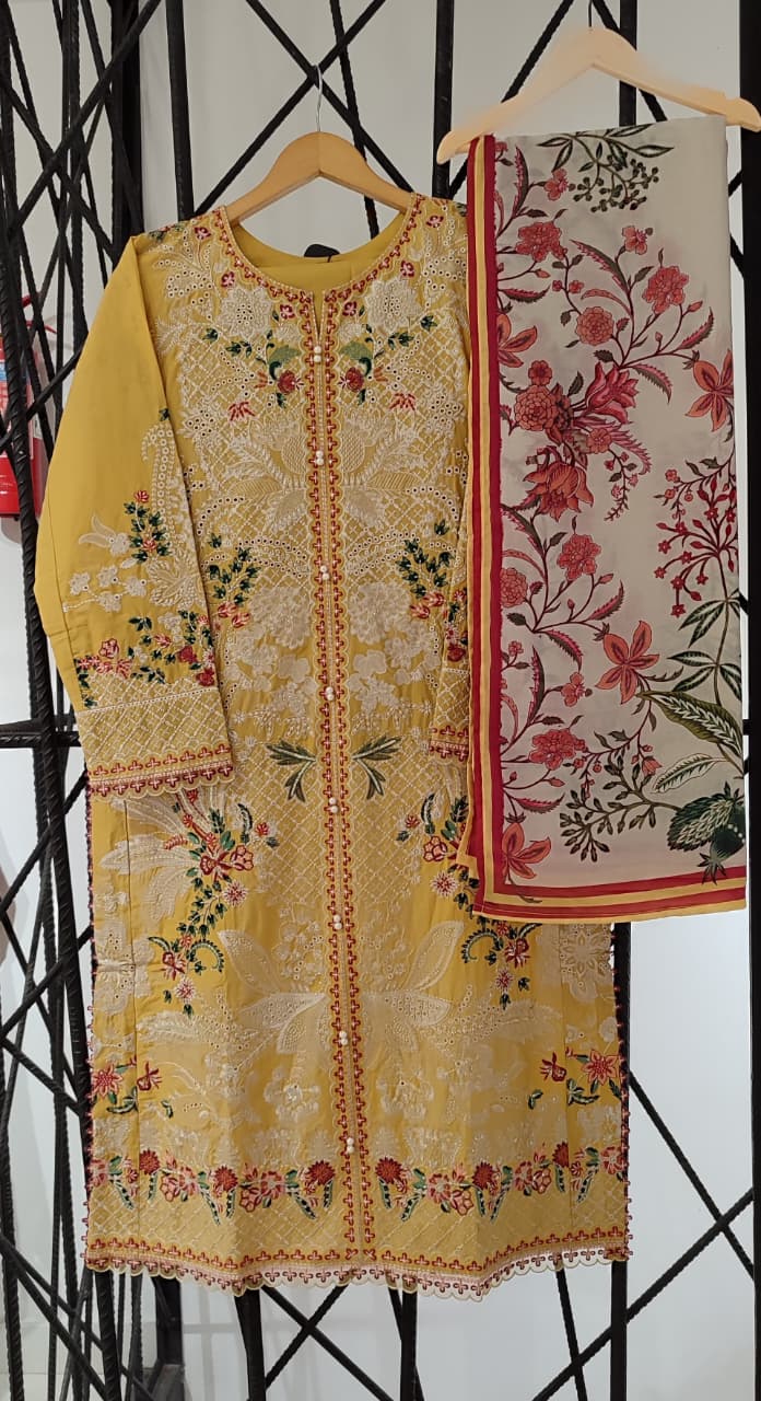 ETHEREAL ETHNIC COLLECTION – EMBROIDERED FESTIVE 3PC